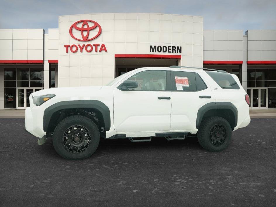 New 2026 Ice Cap Toyota SR5 image 4