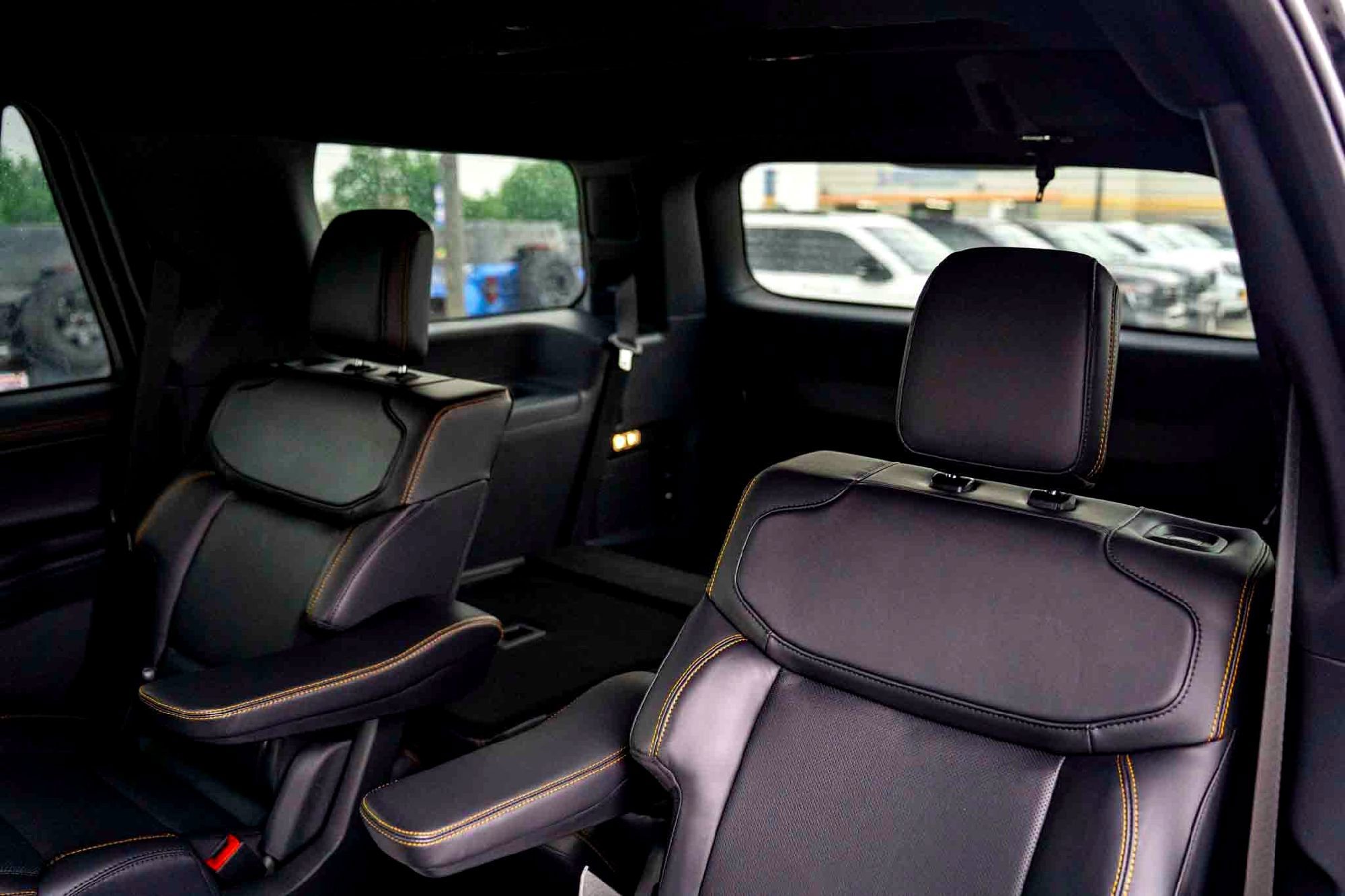 2025 Ford Expedition Tremor - Photo 18