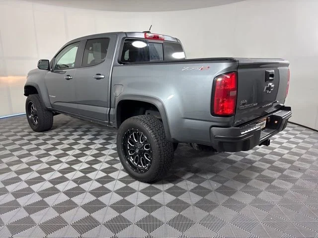 Used 2018 SATIN STEEL METALLIC Chevrolet 4WD ZR2 image 46