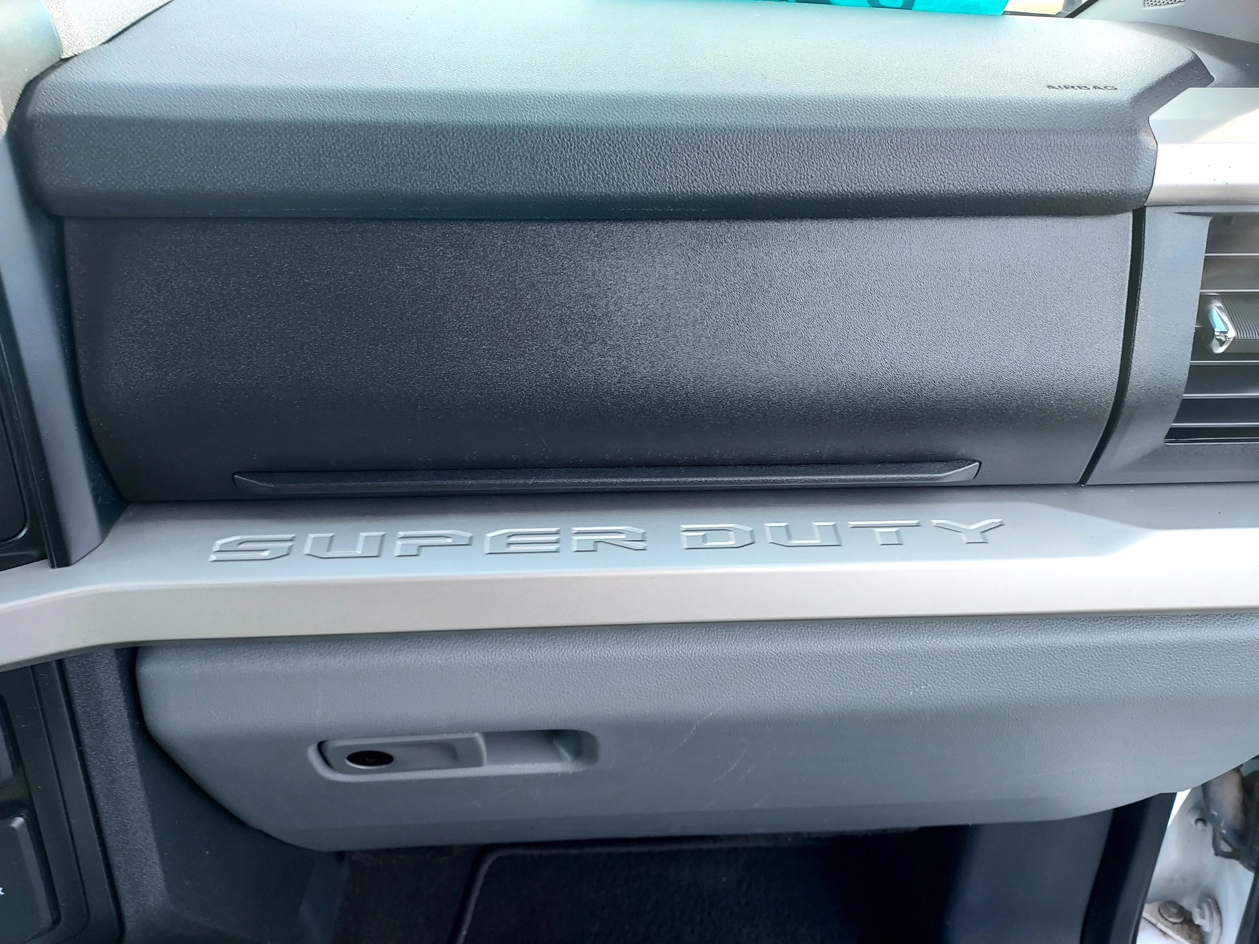 Used 2024 White Ford XLT image 23