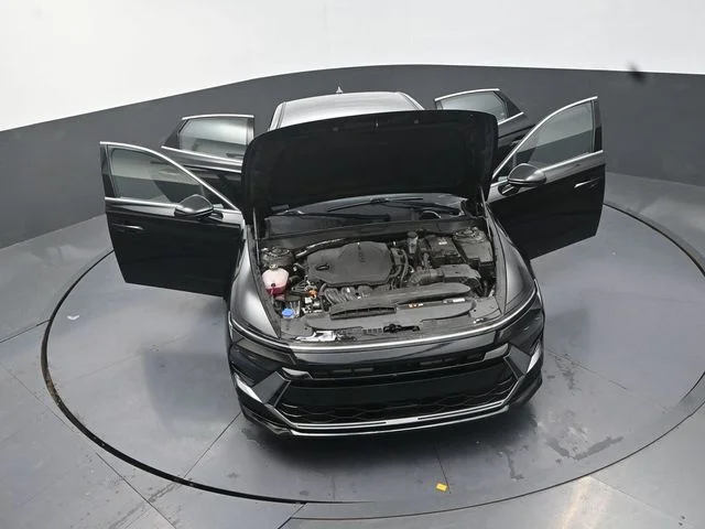 Used 2024 Black Hyundai SEL image 40