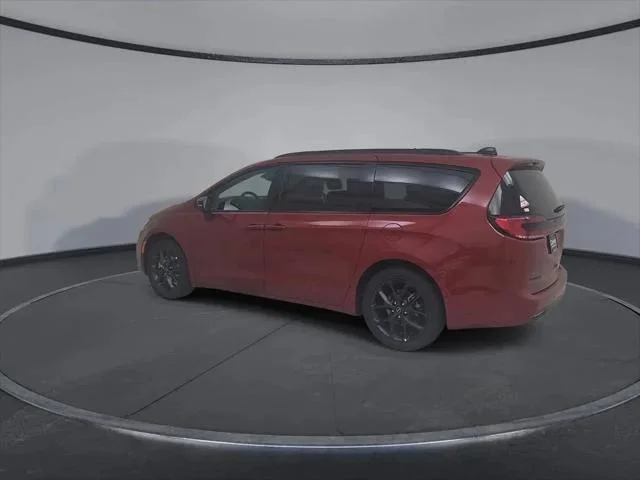 2026 Chrysler Pacifica Select - Photo 10