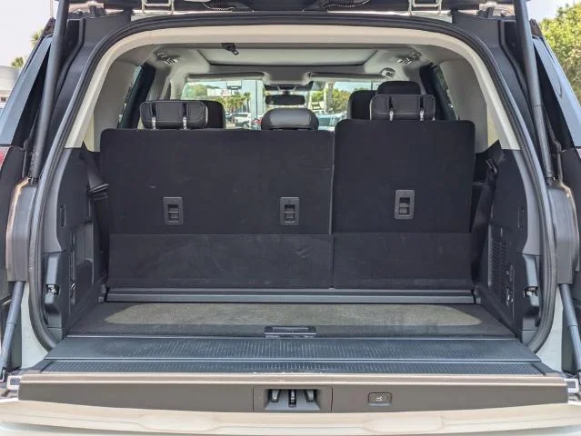 New 2026 Oxford White Ford Active image 46