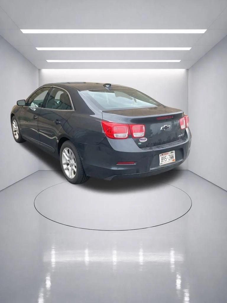 Used 2015 Ashen Gray Metallic Chevrolet LT image 8