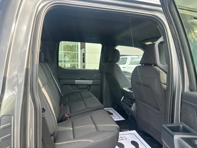 New 2026 Carbonized Gray Metallic Ford XLT image 14