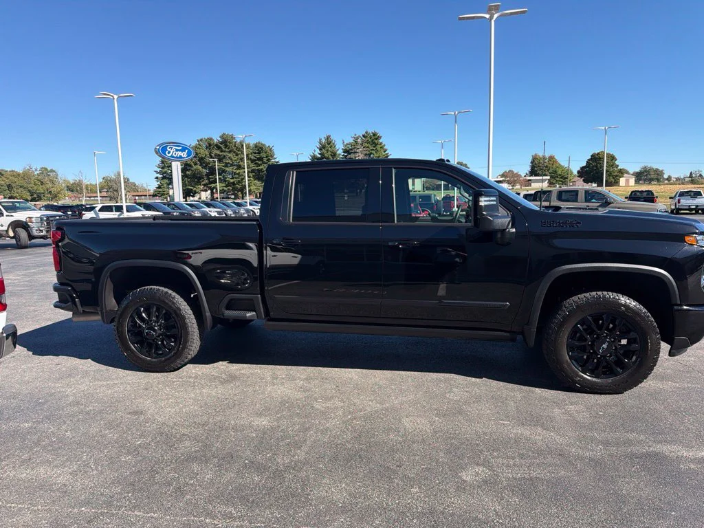 Used 2026 Black Chevrolet High Country image 6
