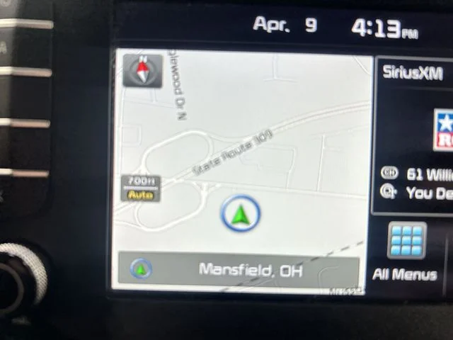 Used 2016 Black Kia Plus image 20