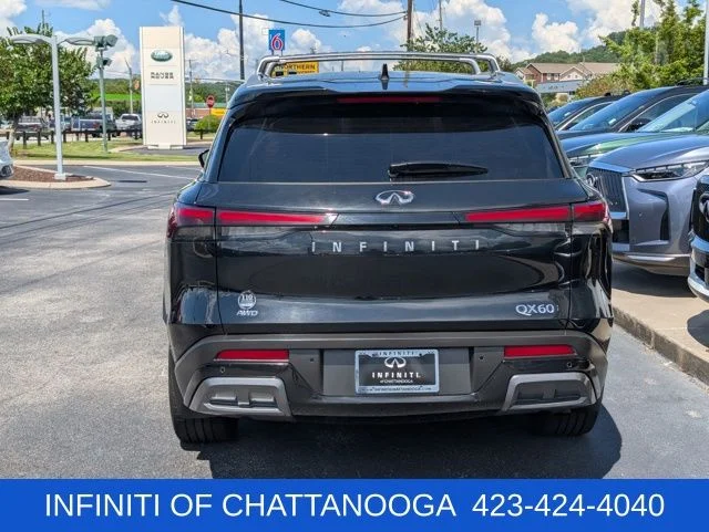 Used 2023 Black INFINITI Sensory image 6