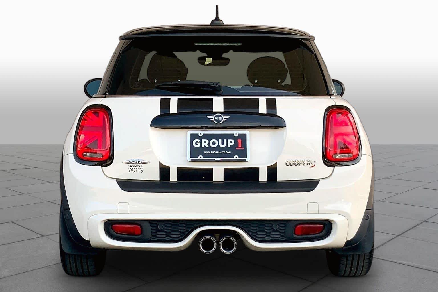 Used 2019 Pepper White MINI Cooper S image 5