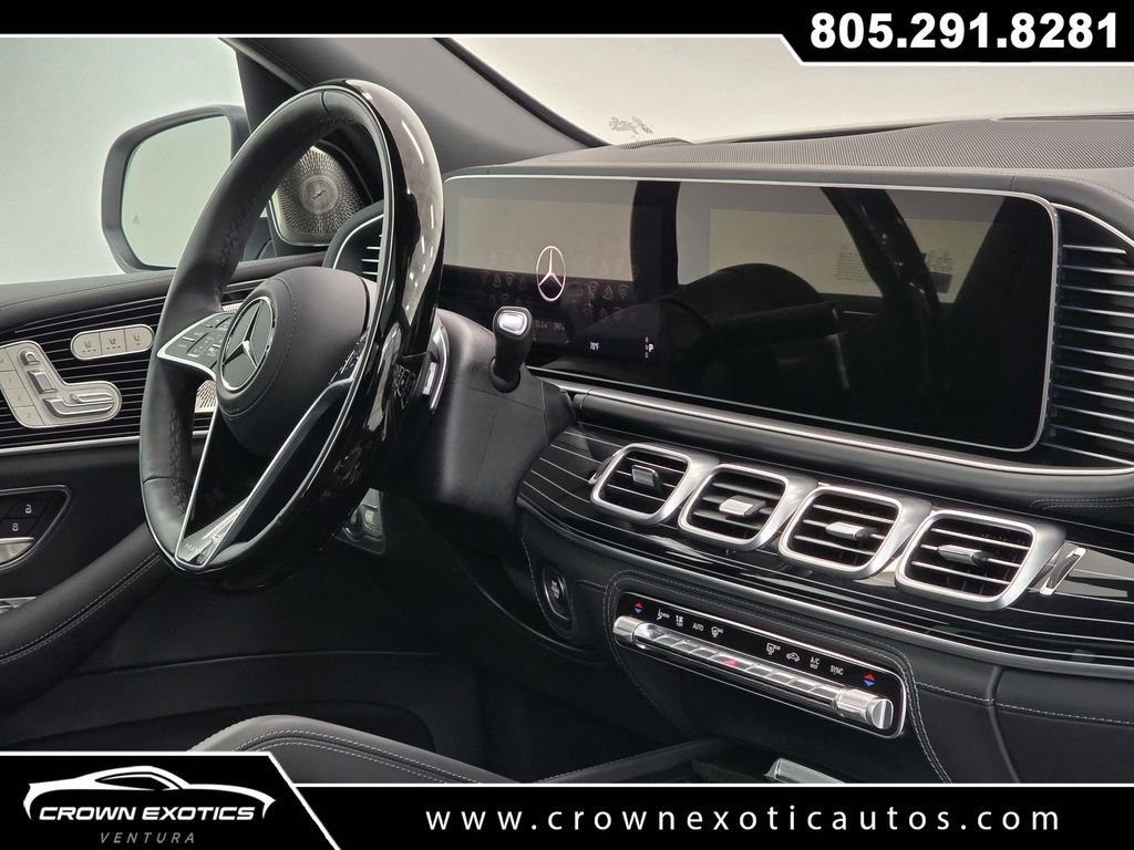 Used 2026  Mercedes-Benz Maybach GLS 600 image 23