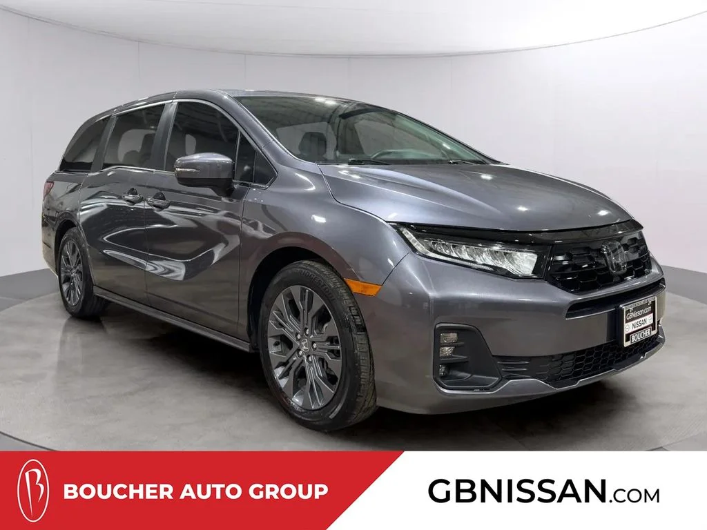 2025 Honda Odyssey Touring's photo