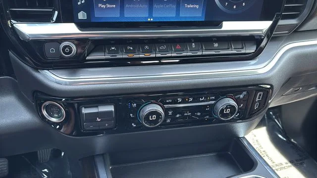 Used 2025 Beige Chevrolet High Country image 31