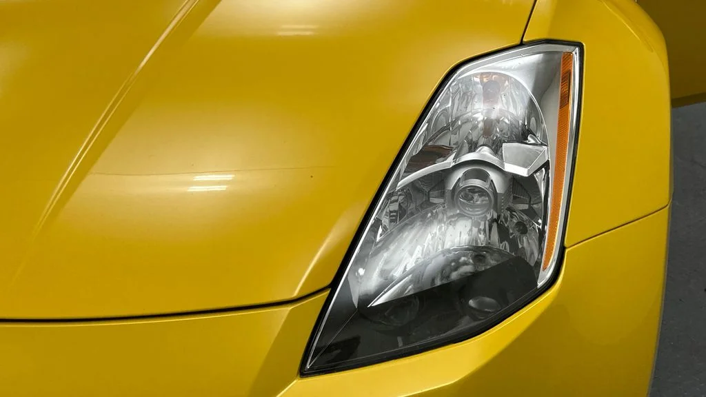 Used 2005 Yellow Nissan Touring image 25