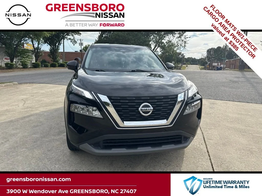 Used 2021 Black Nissan SV image 1