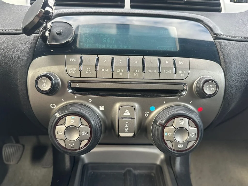 Used 2012 Black Chevrolet 1LT image 27