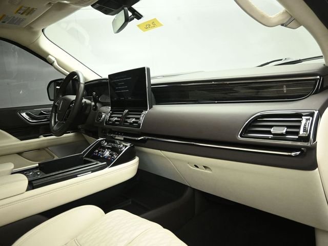 2022 LINCOLN NAVIGATOR L - Image 28