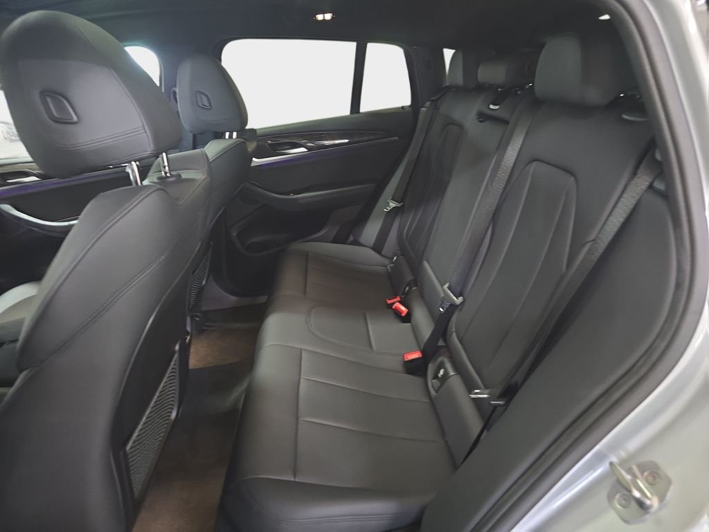 Used 2020 Glacier Silver Metallic BMW xDrive30i image 14