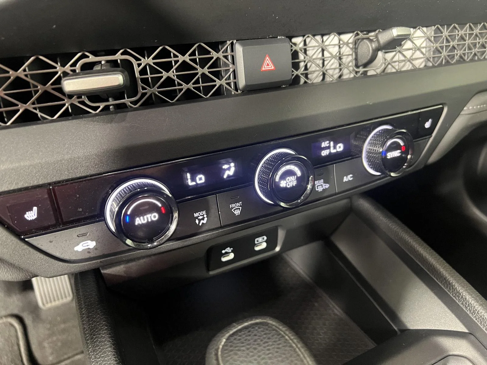 Used 2023 Crystal Black Pearl Honda EX image 33