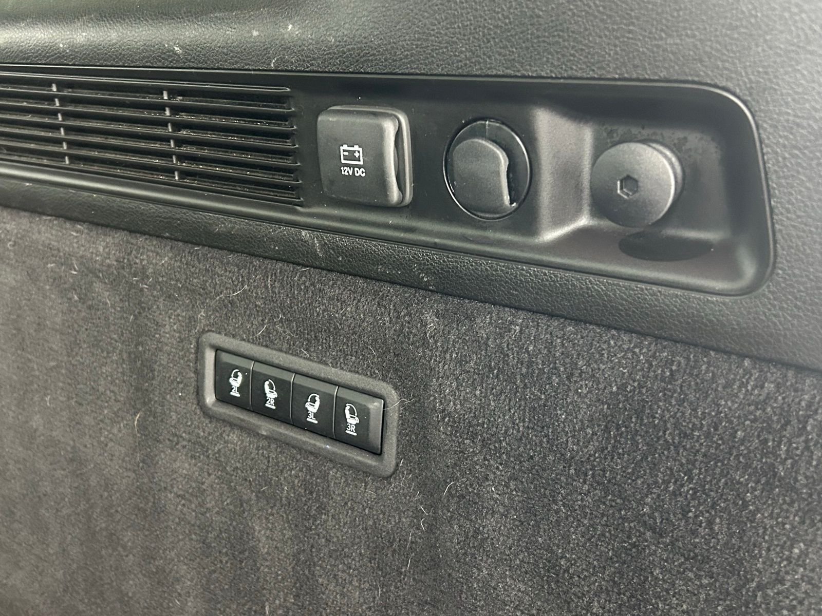 Used 2024 Silver Zynith Jeep Series II image 39