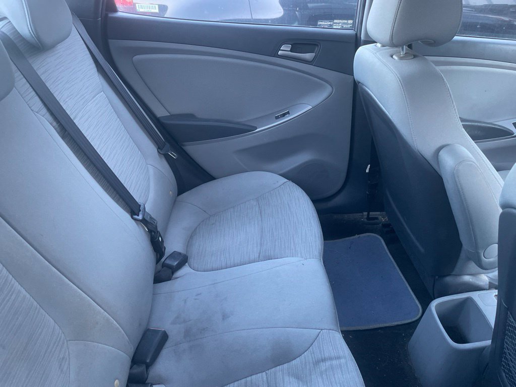 Used 2015 Gray Metallic Hyundai GLS image 10