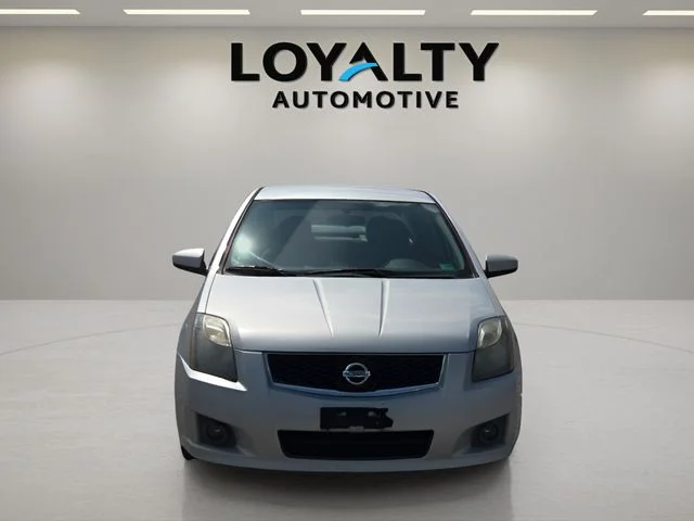 Used 2010 Silver Nissan 2.0 SR image 8