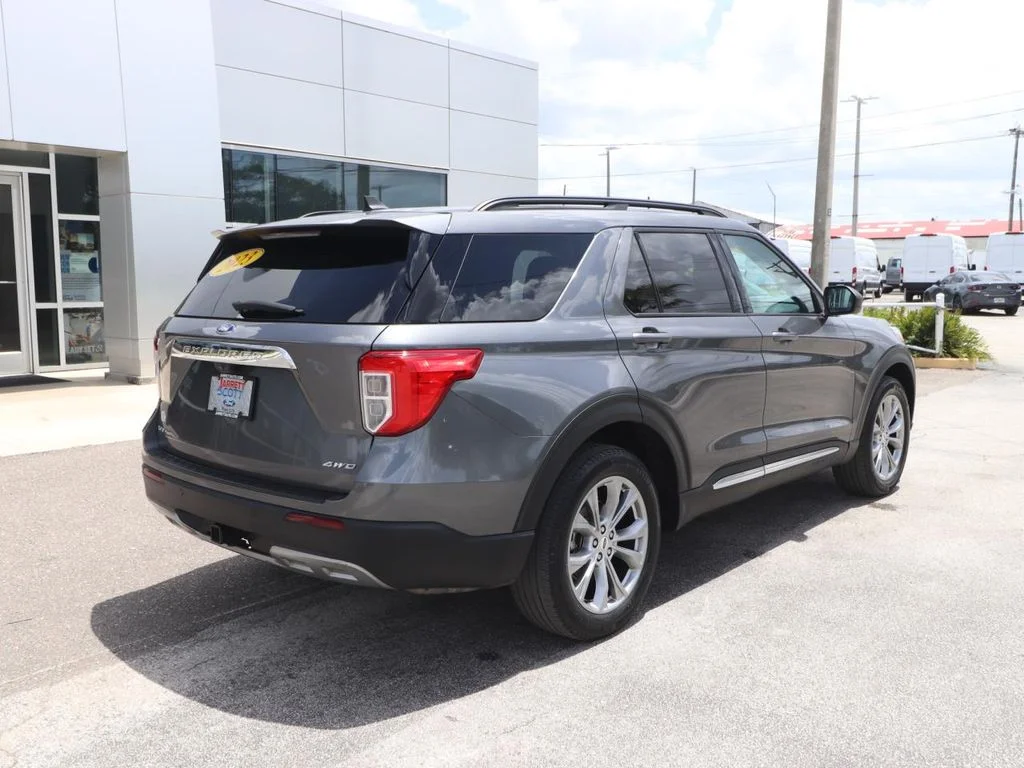 Certified Used 2023 Gray Ford XLT image 13