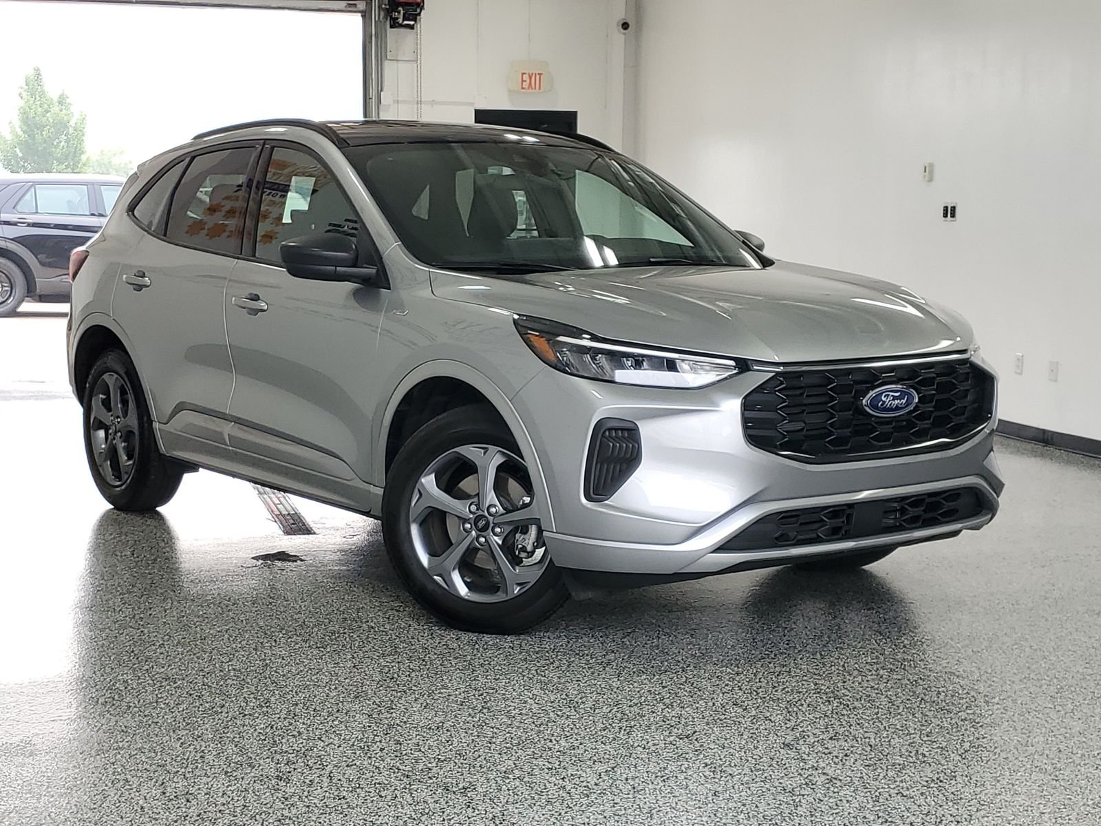 Used 2023 Silver Ford ST-Line image 1