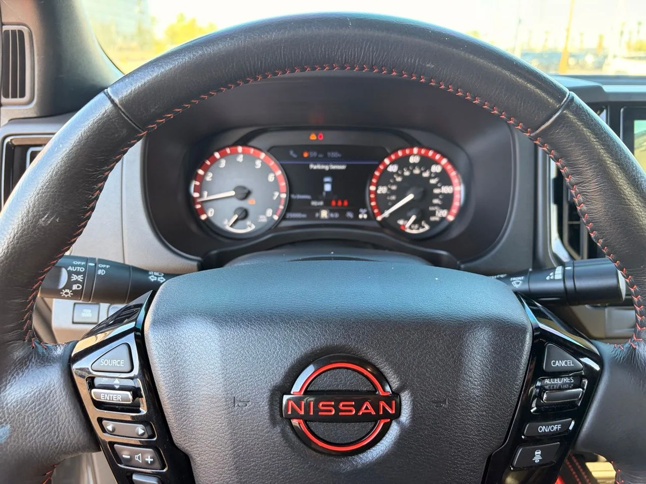 Used 2025 Boulder Gray Pearl Nissan PRO-4X image 28
