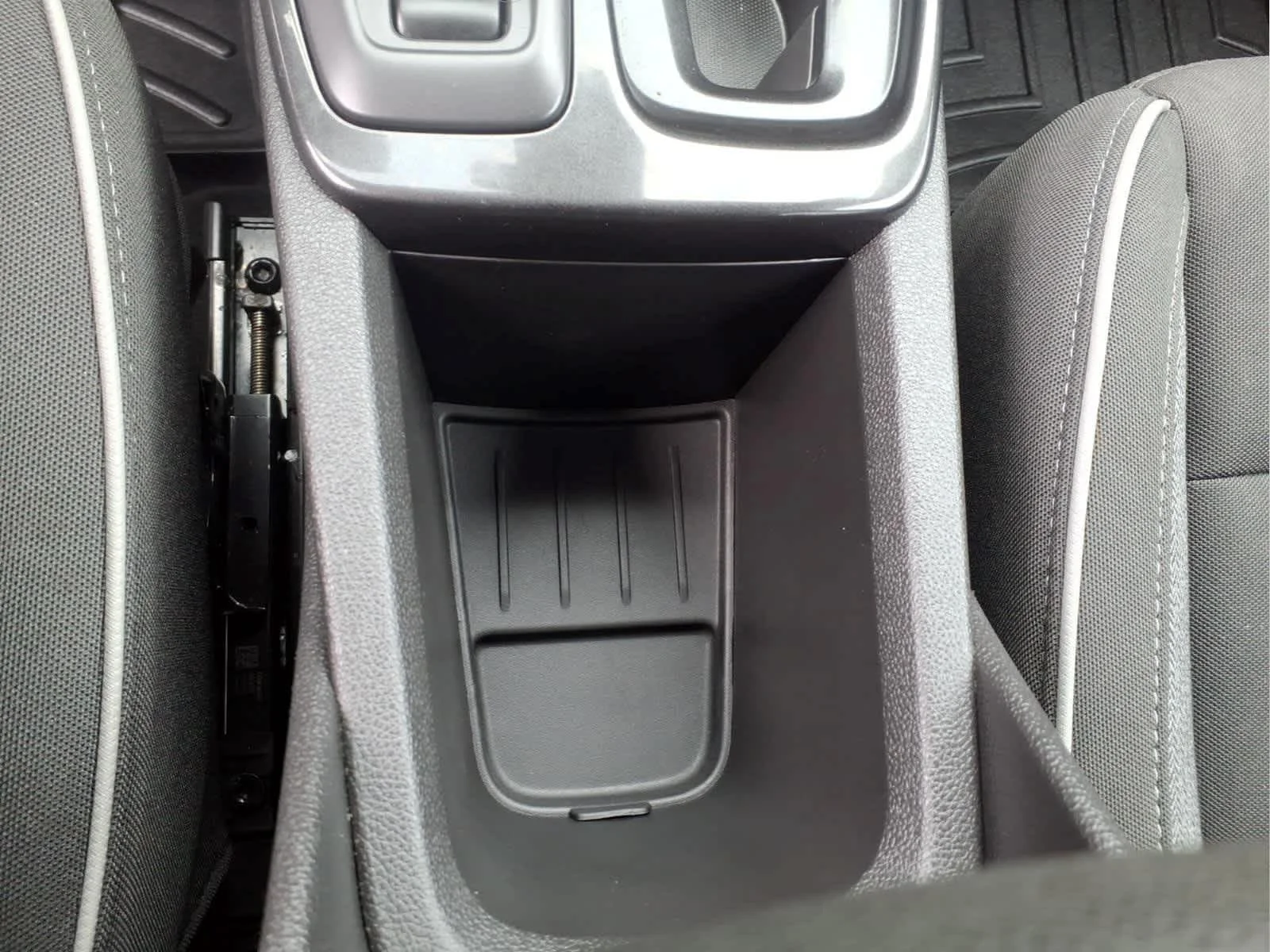 Used 2022 Blue Glow Metallic Chevrolet LT image 25