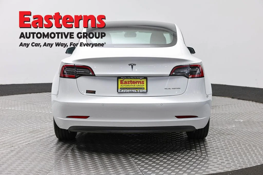 Used 2022 White Tesla Long Range image 6