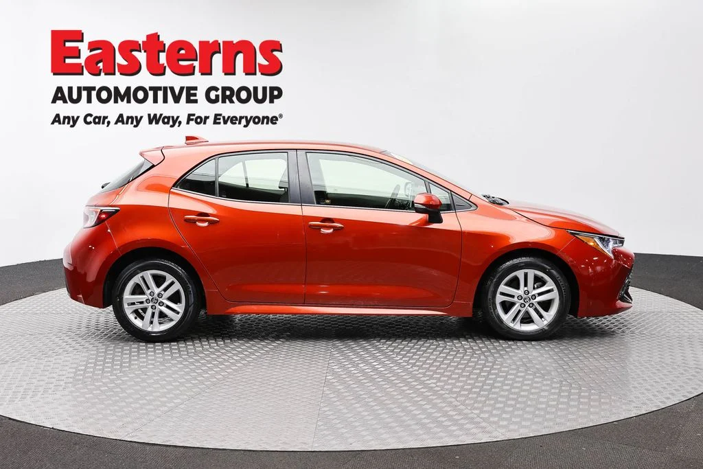 Used 2019 Red Toyota SE image 4