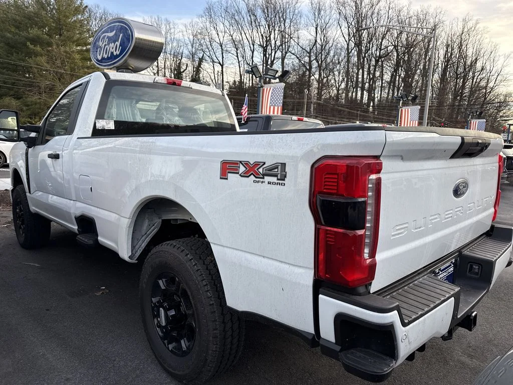 New 2025 White Ford XL image 4