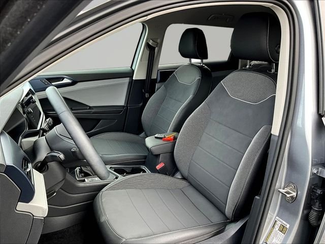 Used 2024 Silver Volkswagen 1.5T SE image 23