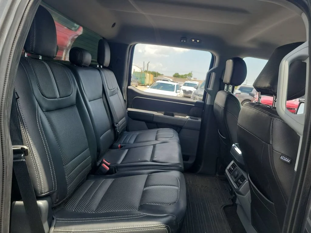 Used 2021 Gray Ford XLT image 27