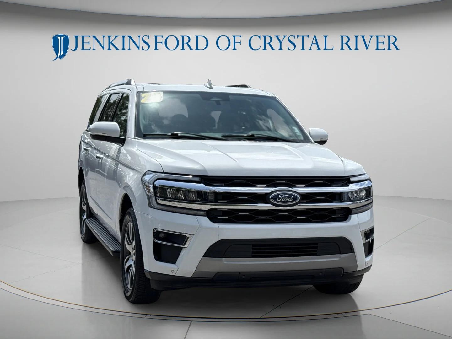 Used 2024 Star White Metallic Tri-Coat Ford Limited image 15