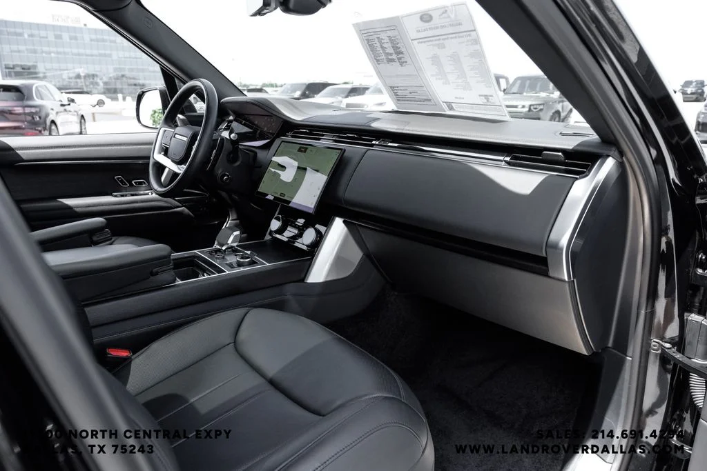 Used 2023 Black Land Rover Autobiography image 12