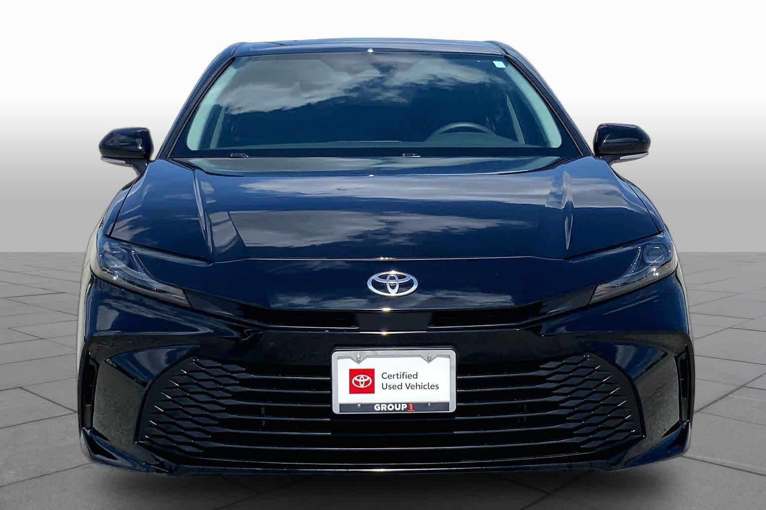 Used 2025 Midnight Black Metallic Toyota LE image 4