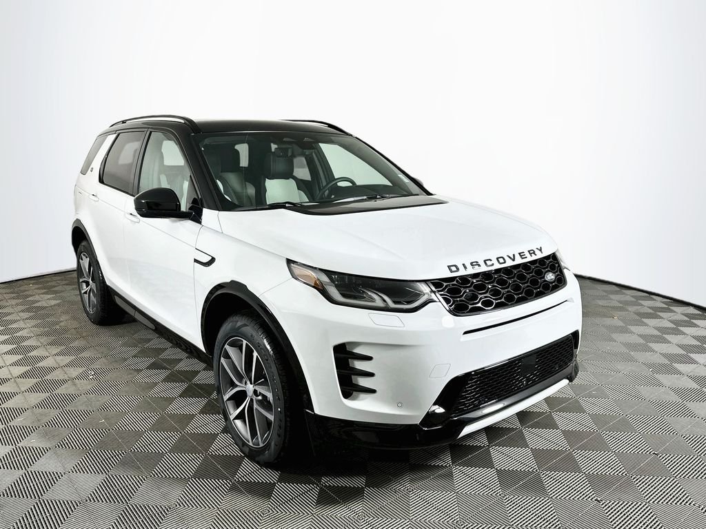 Used 2025  Land Rover SE image 1