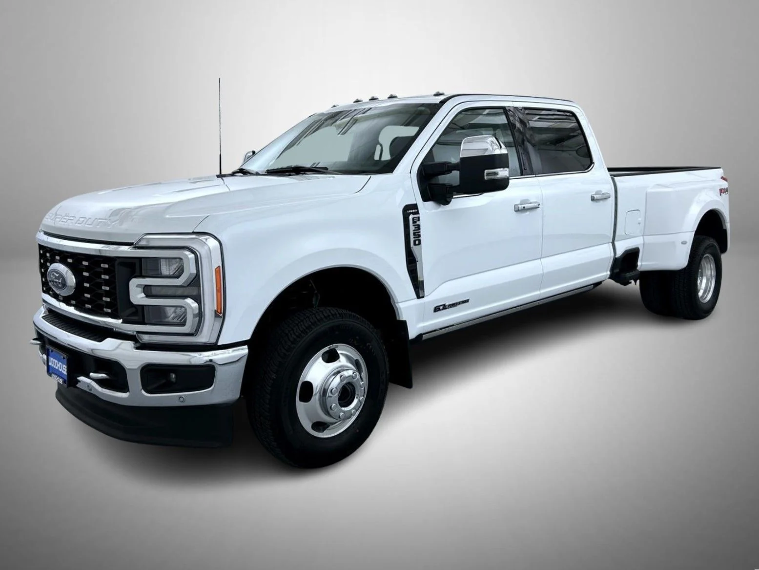 2023 Ford F-350 Lariat 4x4 Crew Cab 8' Box DRW's photo