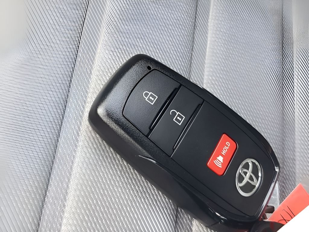 2025 Toyota Tacoma TRD Sport - Photo 38