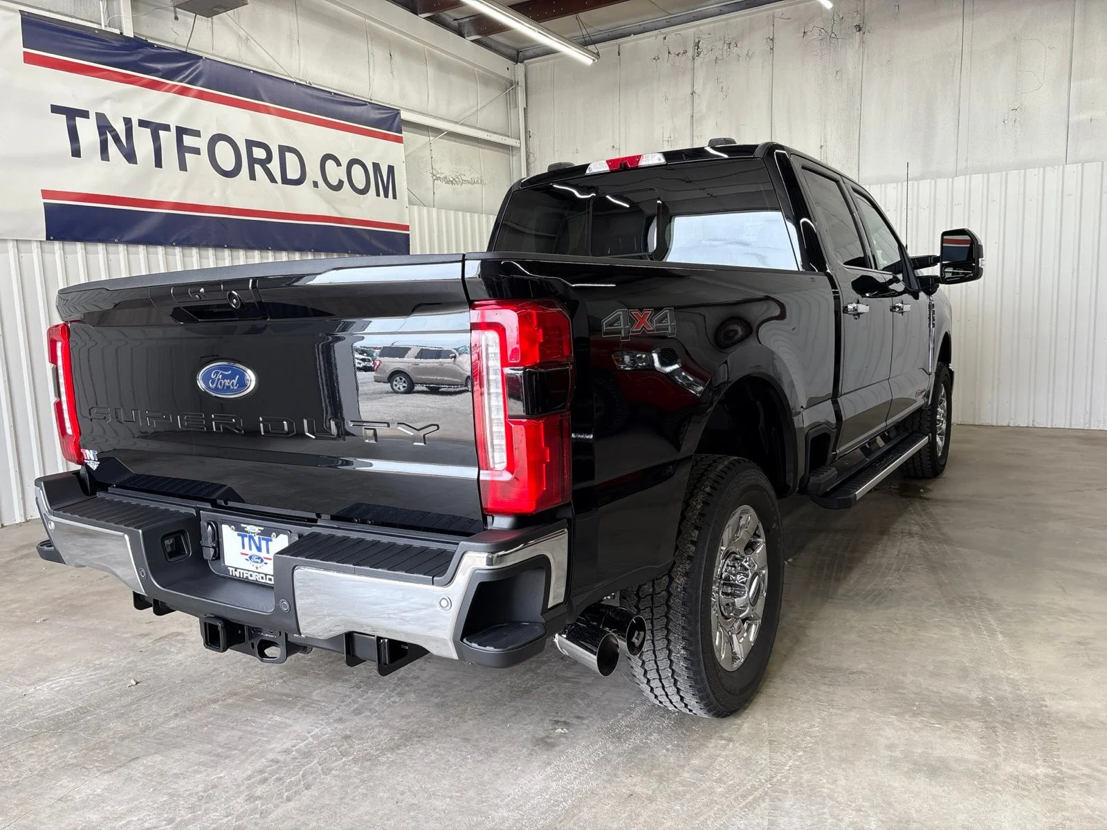 New 2026 Agate Black Metallic Ford F-350® Lariat® image 7
