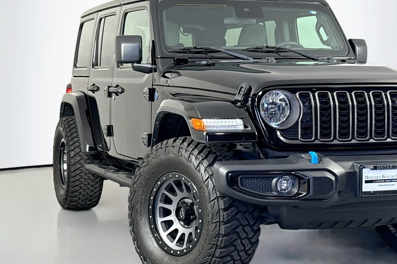 Used 2024 BLACK Jeep Sport S 4XE image 14