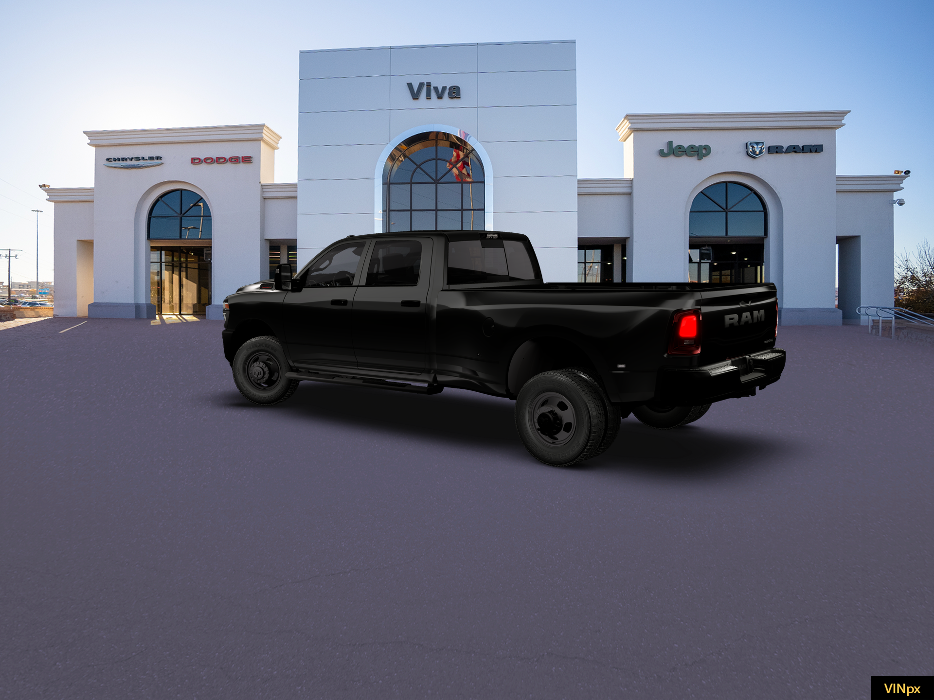 New 2026 Diamond Black Crystal Pearl-Coat Exterior Paint RAM Tradesman image 4