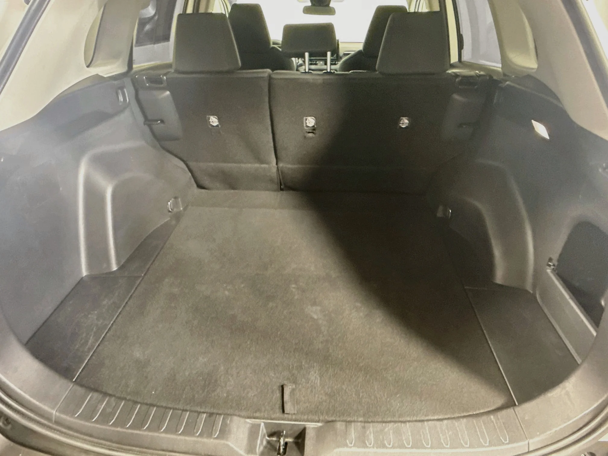Certified Used 2022 White Toyota LE image 23