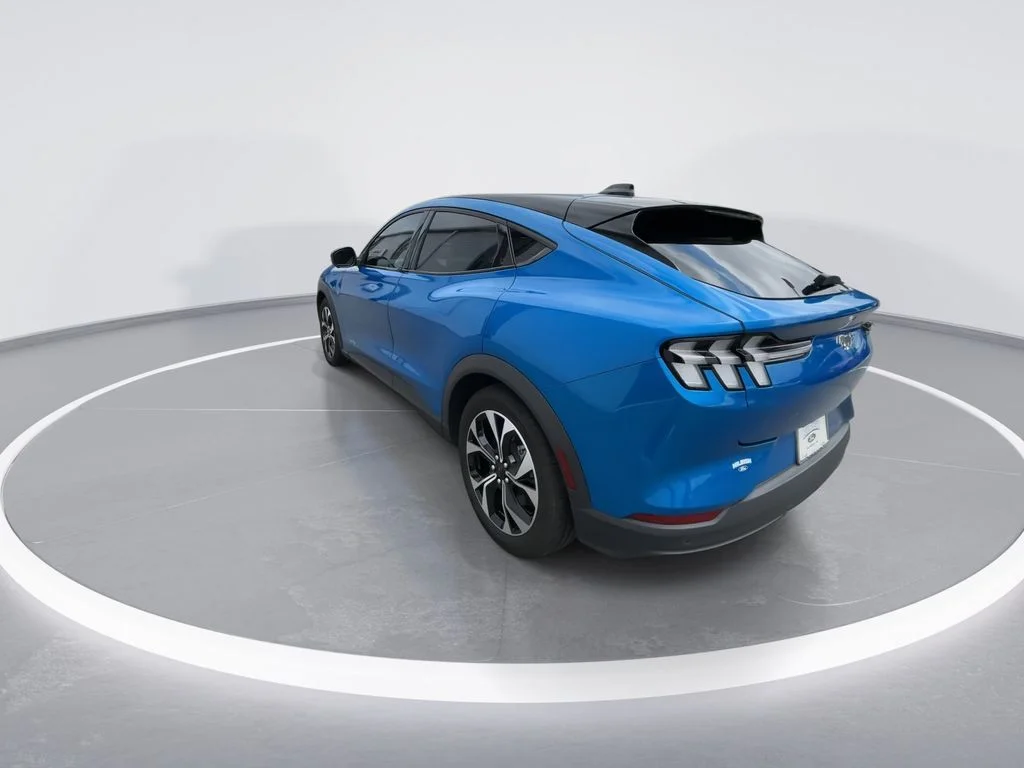 Used 2025 Blue Ford Select image 6