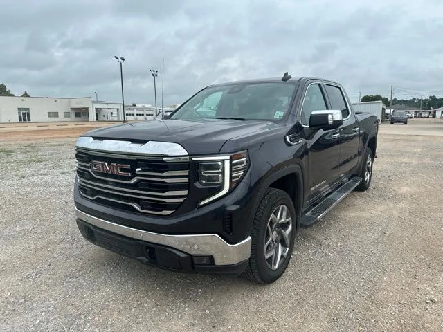 Certified Used 2023 Titanium Rush Metallic GMC SLT image 5