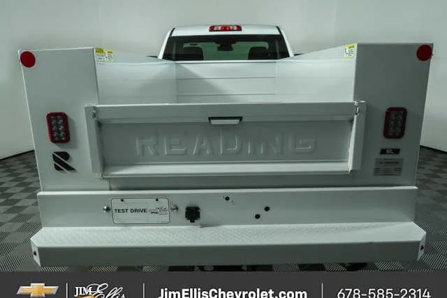 New 2026 Summit White Chevrolet WT image 20