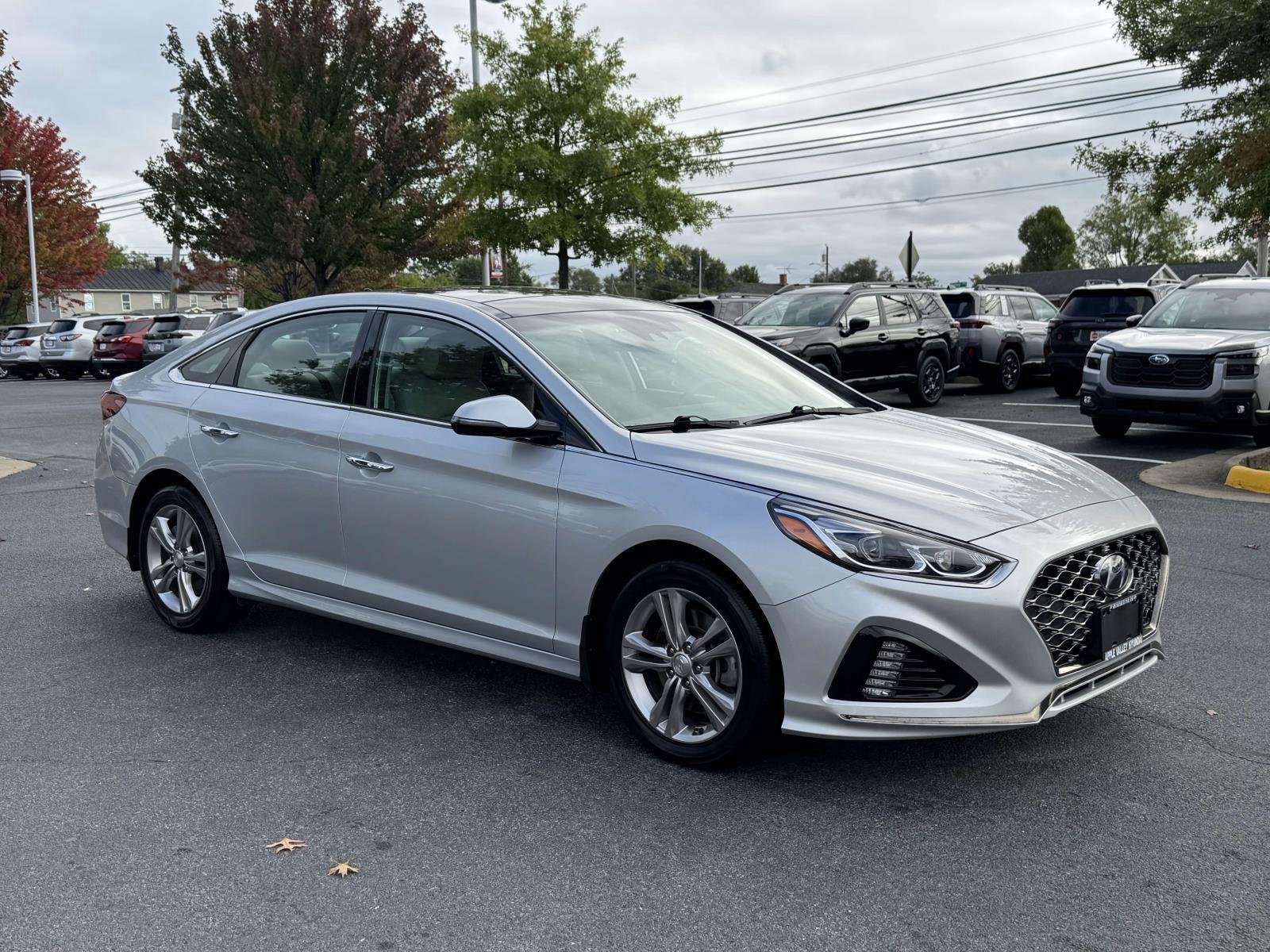 Used 2019 Symphony Silver Hyundai Limited image 5
