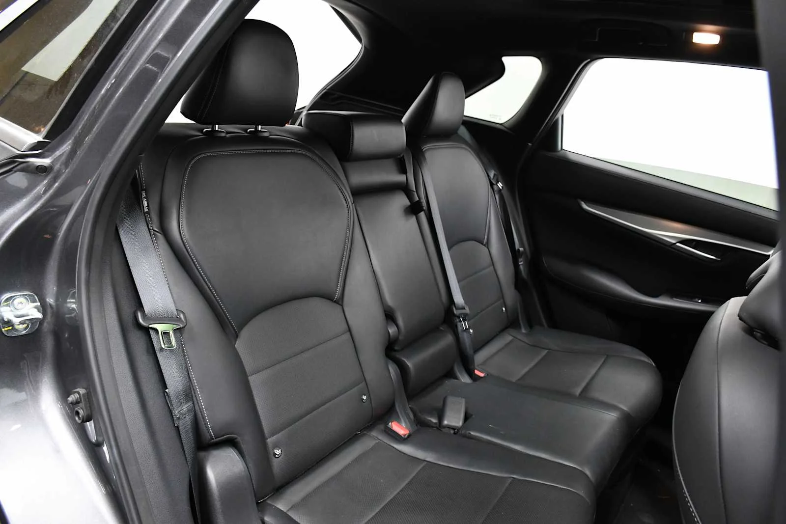 Used 2022 Graphite Shadow INFINITI LUXE image 23