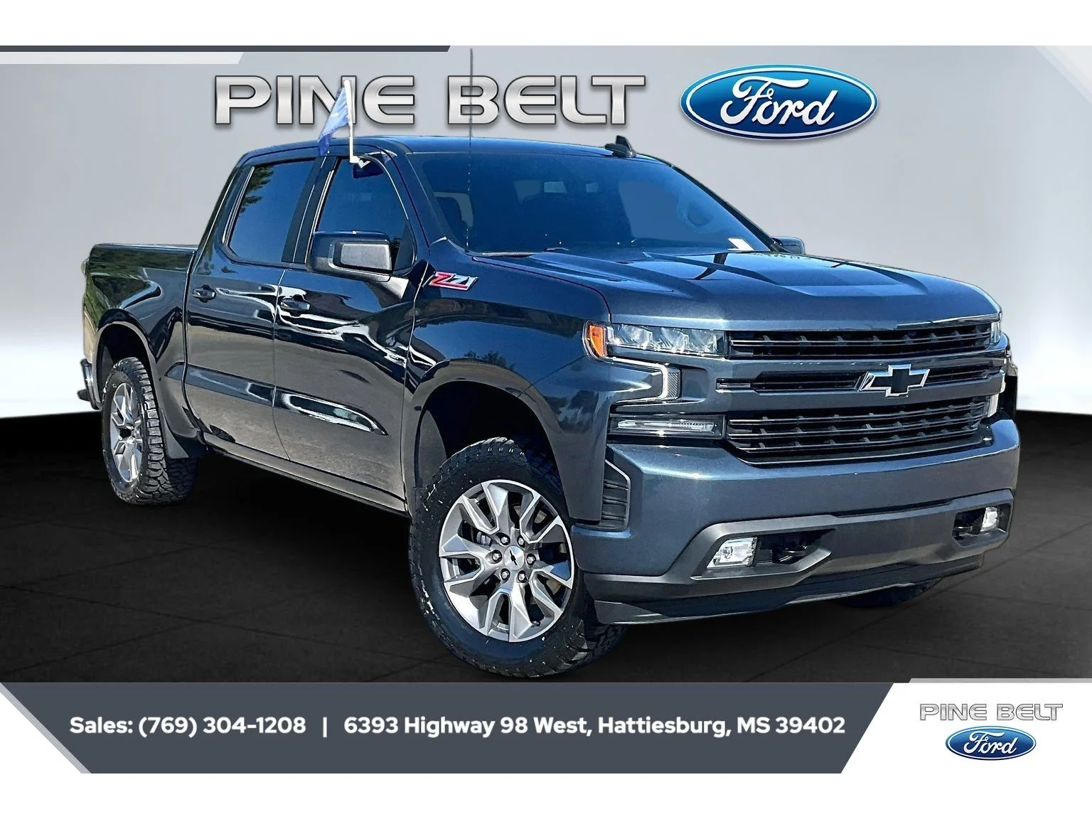 Used 2021 Shadow Gray Metallic Chevrolet RST image 1